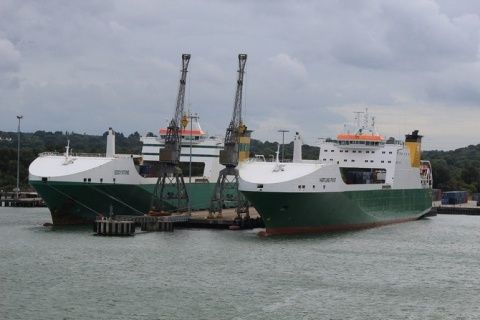 Puerto de Southampton, Reino Unido.