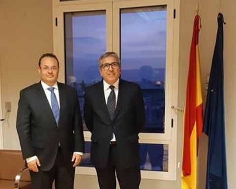 Encuentro entre el presidente del Instituto de Crédito Oficial (ICO), Jose Carlos García de Quevedo, y el presidente ejecutivo de CAF -banco de desarrollo de América Latina-, Luis Carranza.
