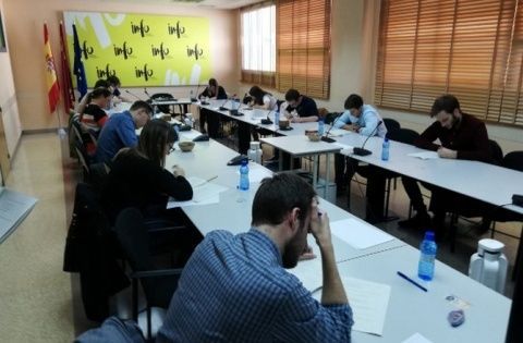 Becas de Internacionalización, Los candidatos de la edición pasada durante una de las pruebas de acceso.