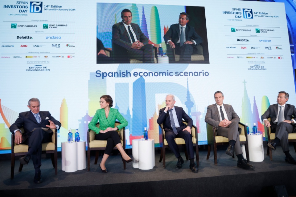 Mesa Redonda.