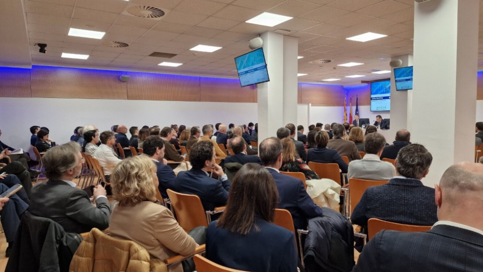 Imagen del salón durante la jornada.