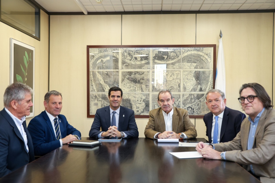 Reunión para coordinar el VII Foro de la Mipyme.