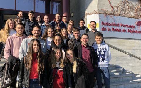 La visita de IES Columela de Cádiz.