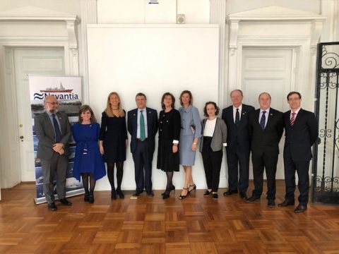 La apertura de la nueva delegación comercial en Washington, EEUU.