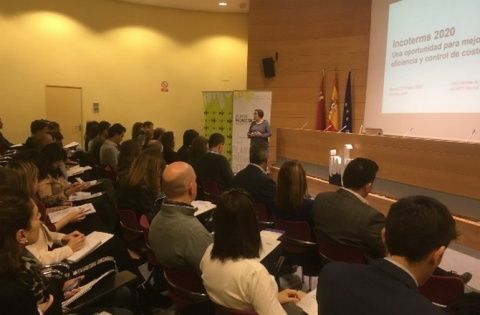 Jornada impartida por Carme López del Banco Sabadell.
