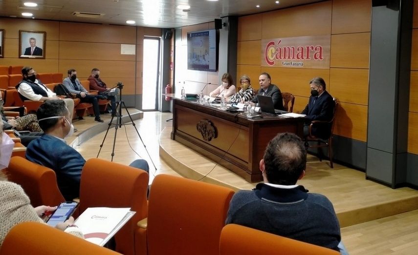 La visita del Embajador de Colombia.