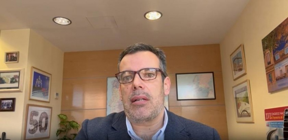 El secretario general adjunto de CETM, Dulsé Díaz, explica la situación.