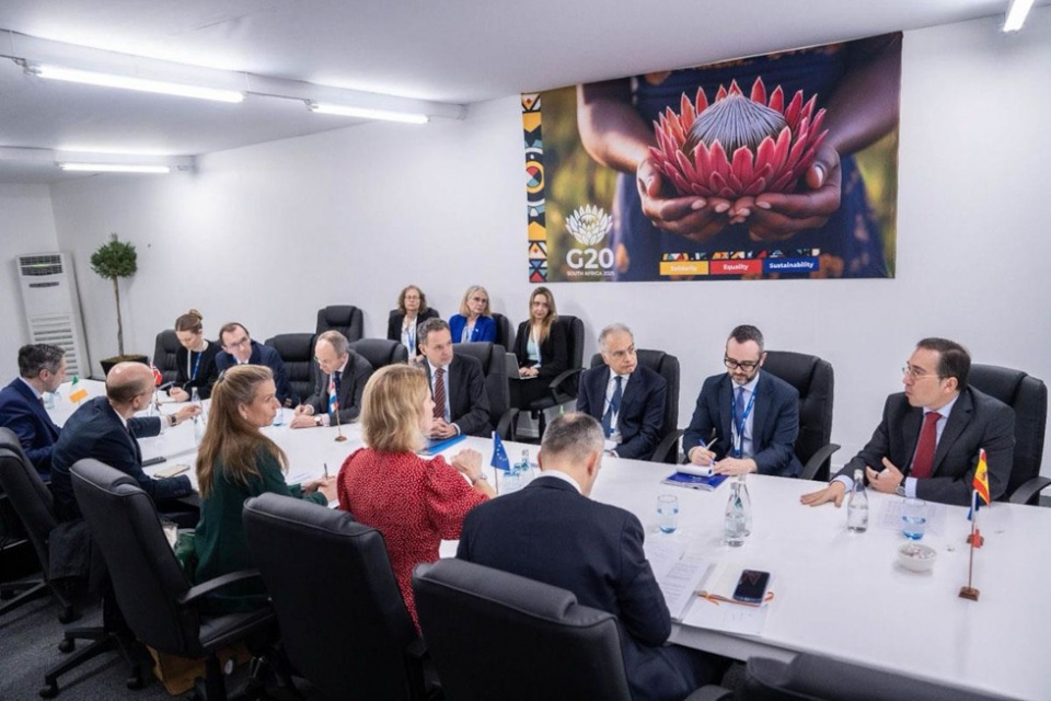 El ministro de Asuntos Exteriores, Unión Europea y Cooperación, José Manuel Albares, durante el encuentro con los Estados miembros de la UE celebrado en el marco del G20.