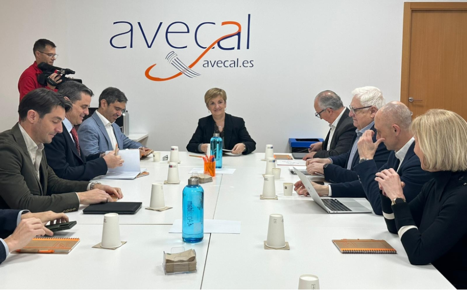 La consellera Mari&aacute;n Cano anuncia ayudas a la exportaci&oacute;n y misiones comerciales a Francia.