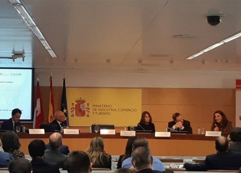 La presidenta de CEOE Internacional, Marta Blanco, habló sobre la situación de España y Canadá en el contexto internacional ©CEOE