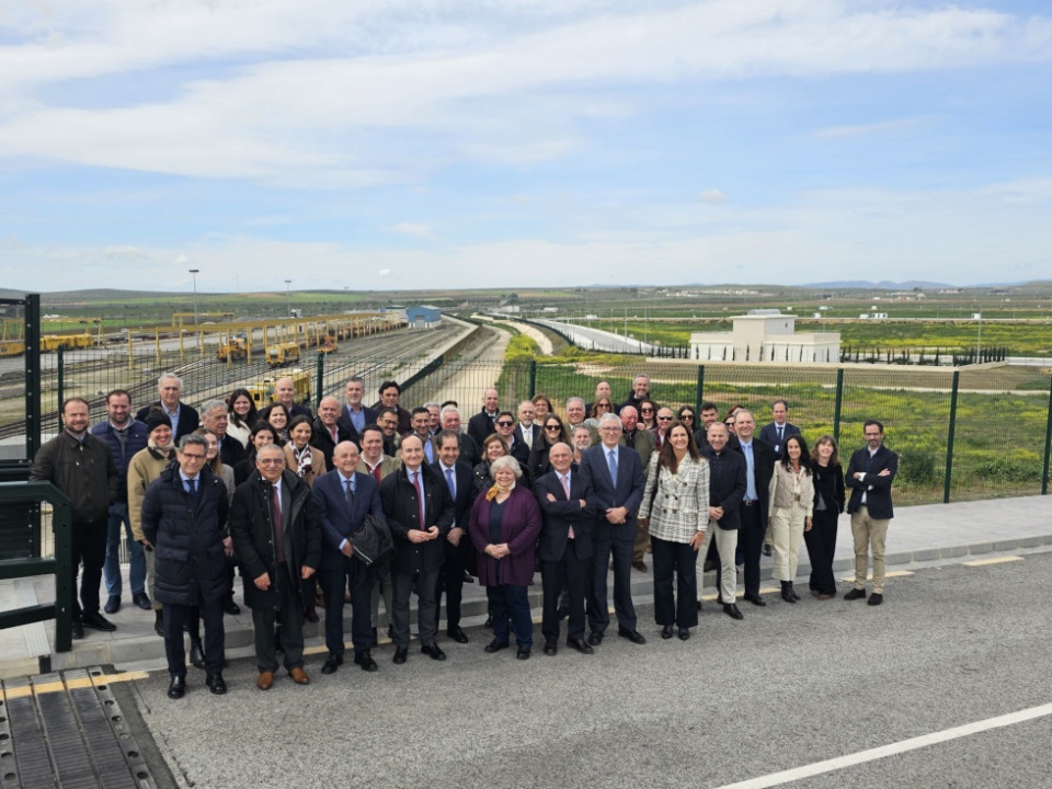 Visita comercial al área logística de empresas instaladas en los puertos de Algeciras y Málaga y entidades de logística de Antequera.