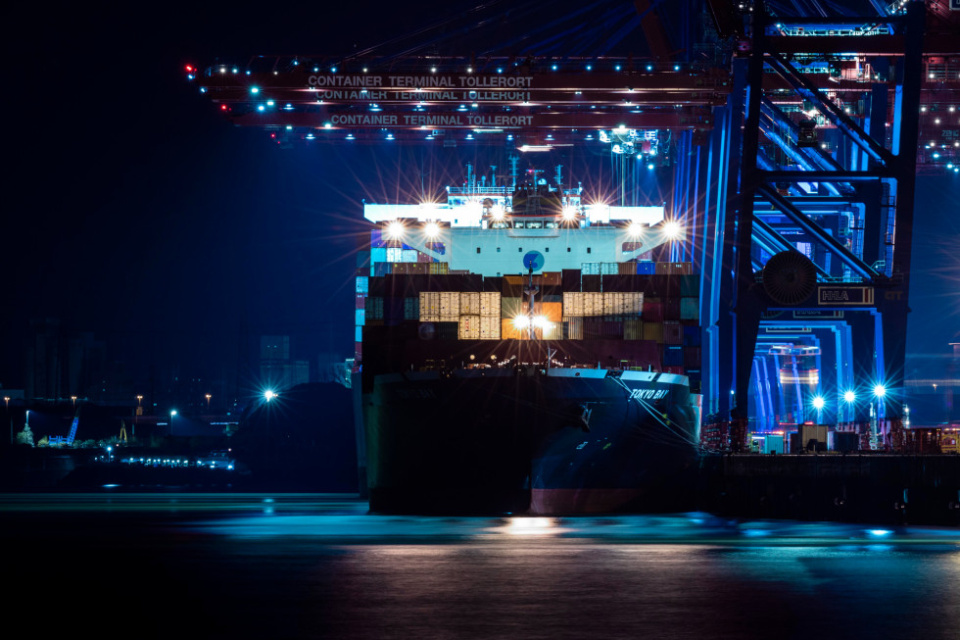 La OMC advierte de una desaceleraci&oacute;n del comercio global en 2026 por el conflicto en Oriente Medio