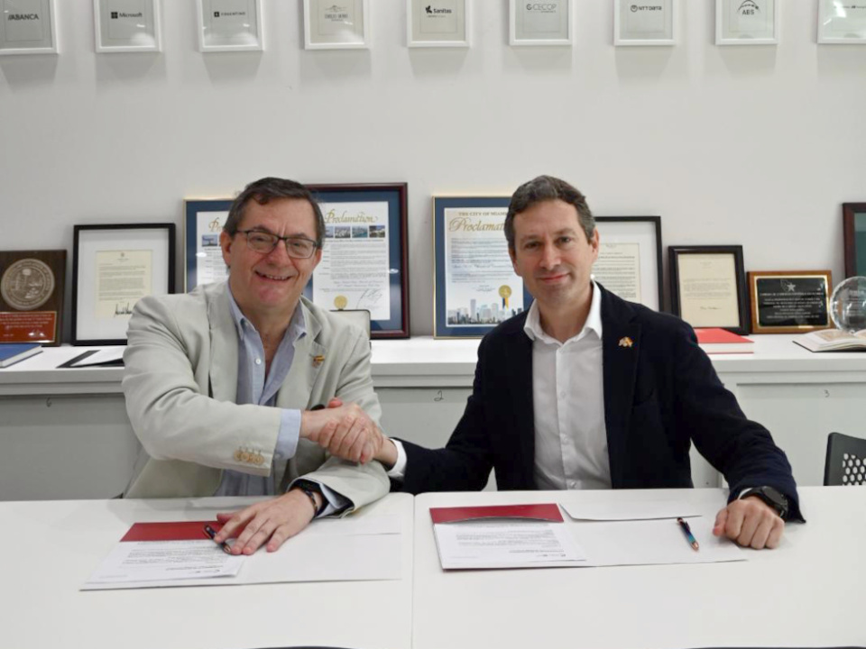 La firma del convenio con la Spain-US Chamber of Commerce.