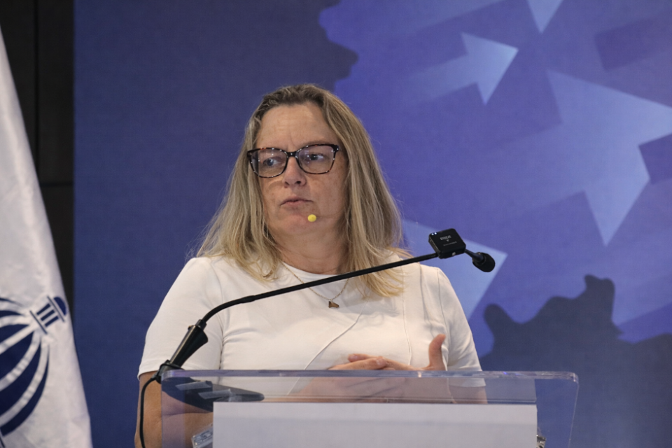 Isabel Vinagre, CEO de P&L Global, presentando el Plan.