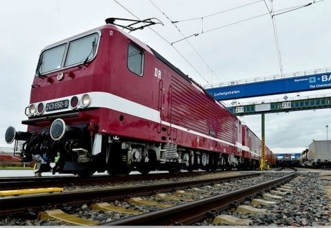DACHSER es uno de los principales operadores de logística y transporte de mercancías a nivel mundial.