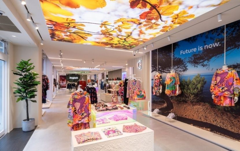 Desigual Osaka.