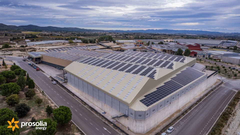 Prosolia Energy y Truck Italia se unen para construir cinco plantas solares en Italia