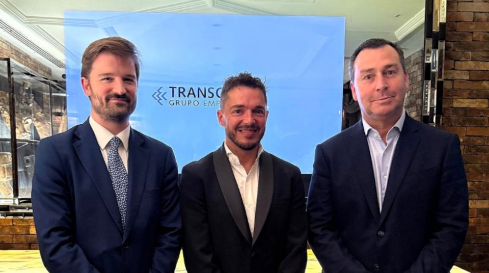 Jaime Martínez, director general de Promoción Económica e Industrial de la Comunidad de Madrid; Alfonso Cordero, presidente de Grupo Transcoma; y Gustavo Santana, presidente de Puertos del Estado.