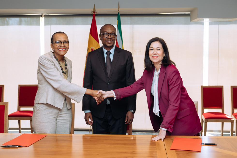 COFIDES e IDC firman un acuerdo estrat&eacute;gico para impulsar la inversi&oacute;n privada en Sud&aacute;frica