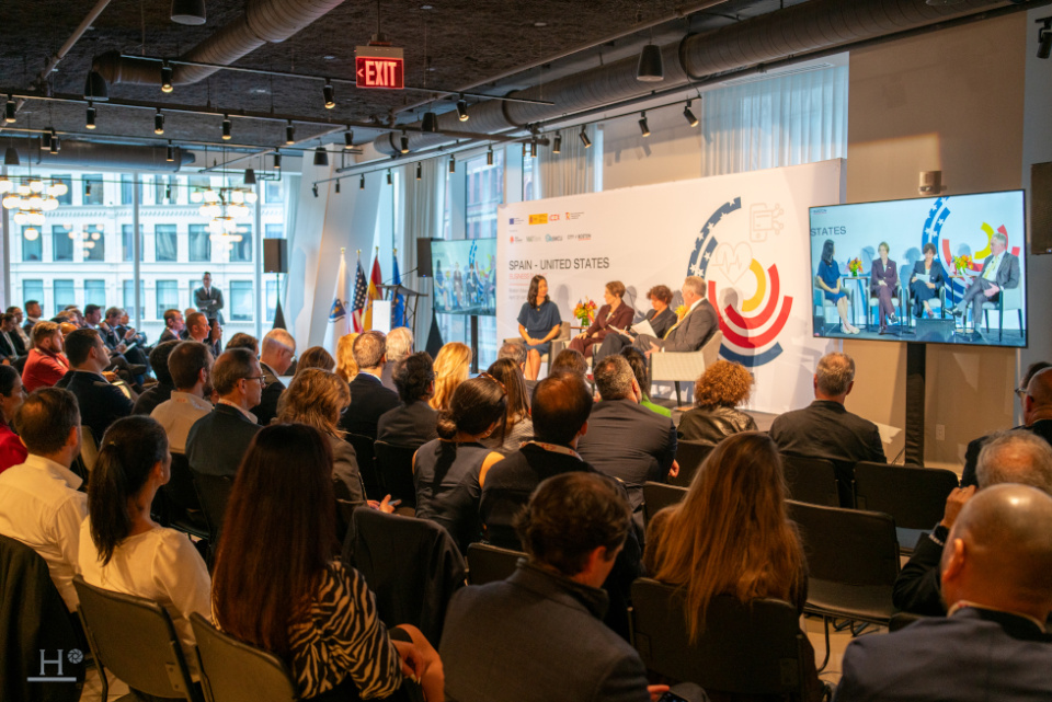 El Encuentro Empresarial Espa&ntilde;a-Estados Unidos ha combinado paneles tem&aacute;ticos y reuniones B2B entre compa&ntilde;&iacute;as de ambos pa&iacute;ses.