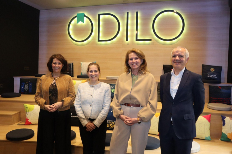 ODILO se integrará en las comisiones, los grupos de trabajo y los eventos de AMETIC, promoviendo la cocreación de soluciones innovadoras y proyectos escalables. ODILO se integrará en las comisiones, los grupos de trabajo y los eventos de AMETIC, promoviendo la cocreación de soluciones innovadoras y proyectos escalables.