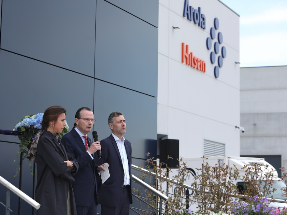 Arola y Hitsein Inauguran el Hub Logis Empordà, Reforzando la Cadena de Suministro Internacional