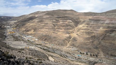 Quellaveco, situada en el Departamento de Moquegua, al sur de Perú.
