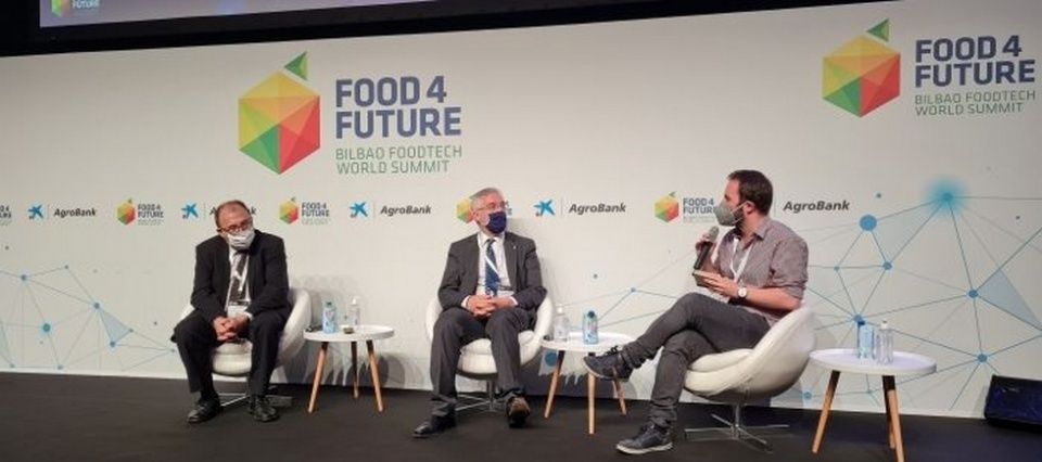 El consejero Olona en el Food 4 Future en Bilbao.