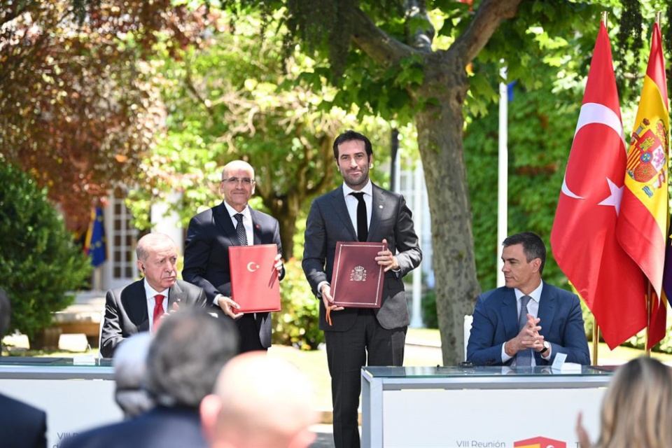 El presidente del Gobierno español preside junto al presidente de la República de Turquía, la firma de acuerdos bilaterales (Pool Moncloa / Borja Puig de la Bellacasa)