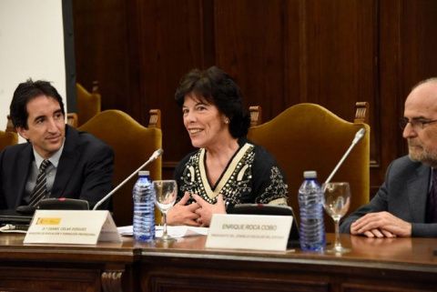 La ministra de Educación y Formación Profesional en funciones, Isabel Celaá.