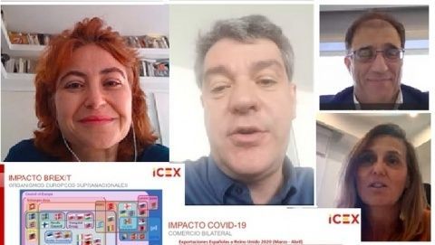 María Peña, Álvaro Nadal, Jaime Montalvo y Marta Blanco, de izquierda a derecha.