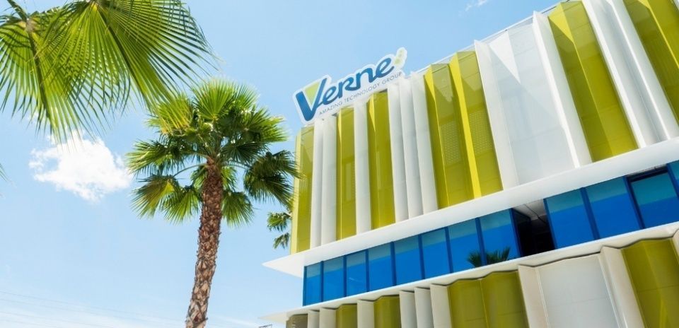Verne.