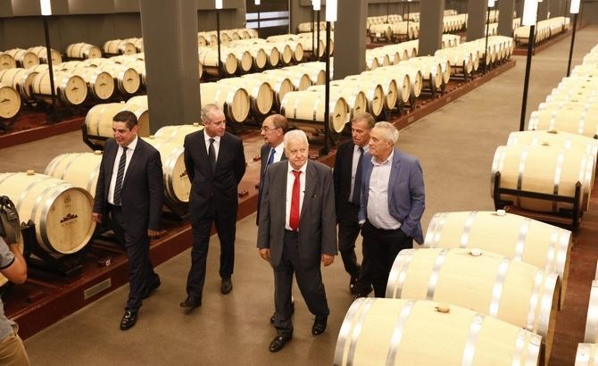 Bodega Sommos representa la apuesta de Grupo Empresarial Costa por el sector vitivin&iacute;cola y enotur&iacute;stico.
