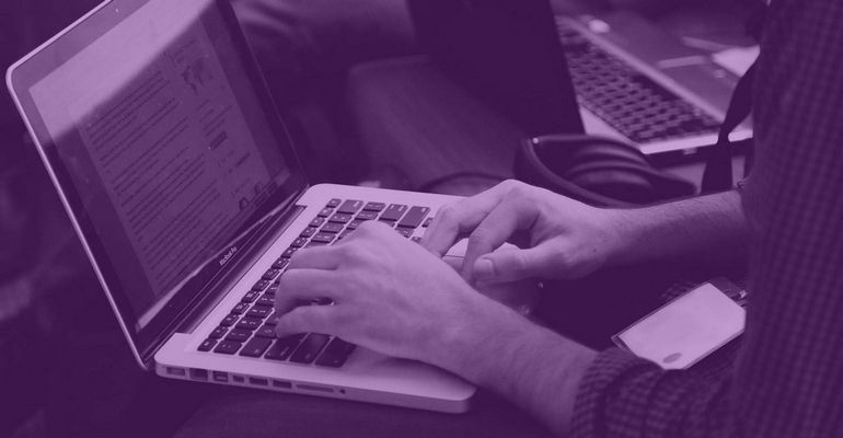 Este Programa empieza el 25 de octubre y tiene una duración de 375 horas lectivas.