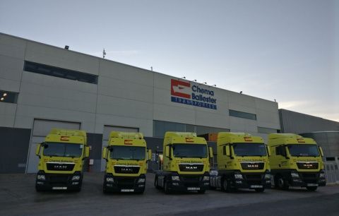 Logística Chema Ballester, empresa valenciana de transporte terrestre de contenedores marítimos.