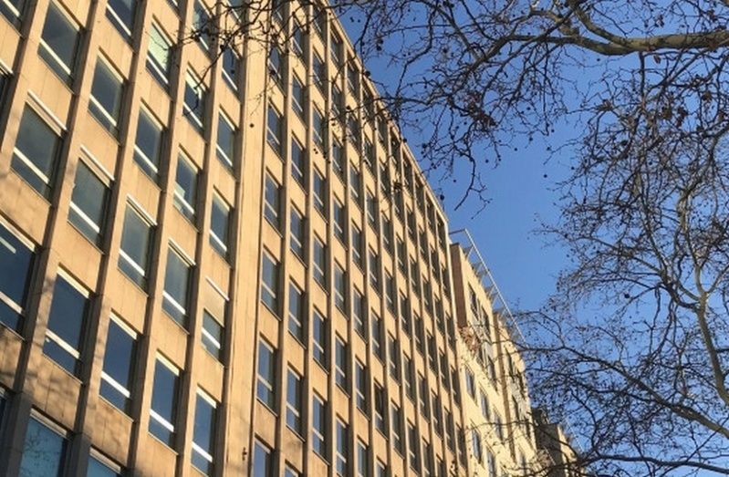 Edificio donde se localiza la Oficina de Bruselas.
