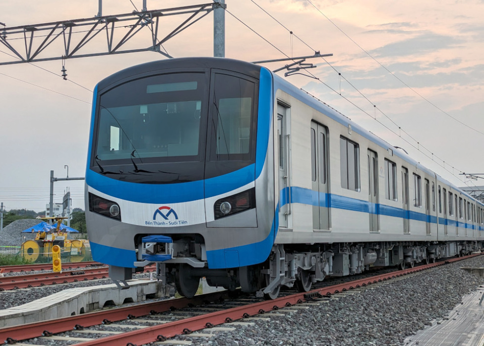 La solución incluye infraestructura de red, equipamiento embarcado, terminales y centro de control.