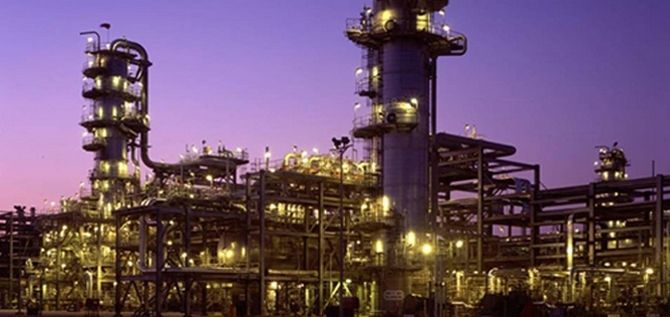 Tratamiento de Gas y Plantas de Fraccionamiento.