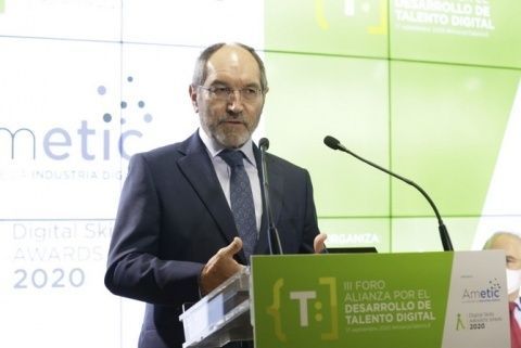 Pedro Mier presidente de AMETIC