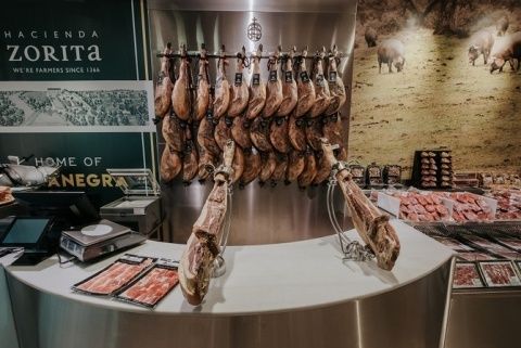 Viandas Hacienda Zorita, la cadena especializada en la comercialización de productos ibéricos con 10 años de experiencia en el mercado.