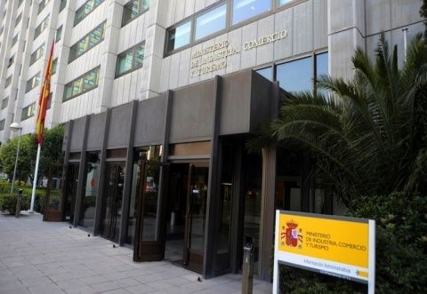 Ministro de Industria.