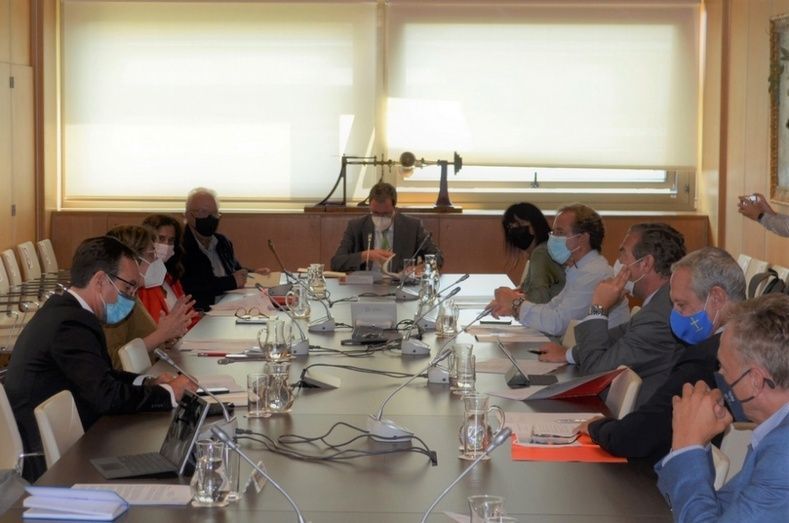 La reunión en el Ministerio de Industria, Comercio y Turismo.
