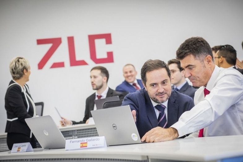 Estudiantes de ZLC en clase.