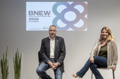 La presentación del evento con el delegado especial del Estado en el CZFB, Pere Navarro, i la directora general del CZFB y BNEW, Blanca Sorigué.