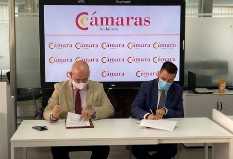 La firma se realizó en la sede cameral.