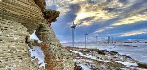 En Norteamérica, Enel Green Power cuenta aproximadamente 100 centrales, divididas entre hidroeléctricas, eólicas, solares y geotérmicas.