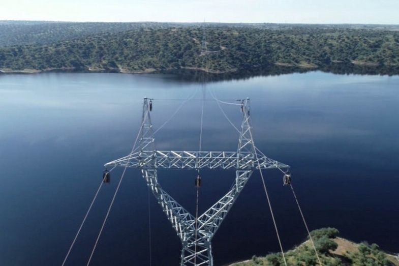 Línea de redes eléctricas.