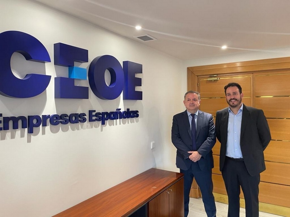 El secretario Permanente de CEIB, Narciso Casado y el secretario de Desarrollo Económico, Turismo y Pesca de Mazatlán, Ricardo Jesú Velarde.