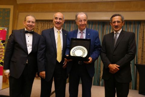 Premio internacional a Eduardo Abadía, Director Ejecutivo de la AEF.