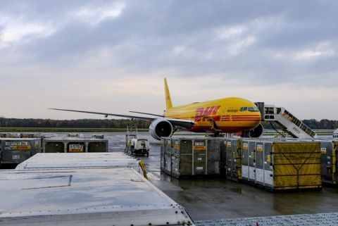 DHL Express, el principal proveedor de servicios de transporte urgente internacional del mundo.